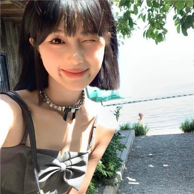 春色无边满绿波